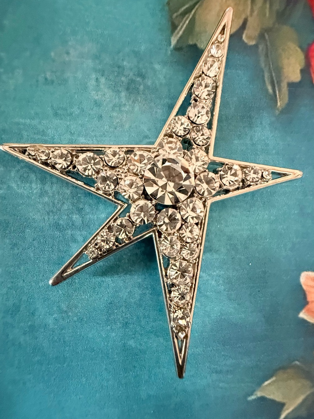 Crystal Starburst Brooch Pin in Silver